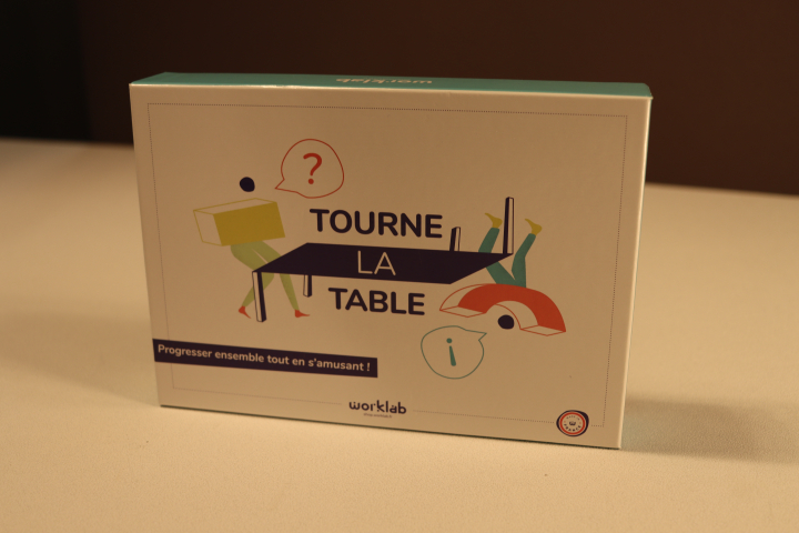 Tourne la table