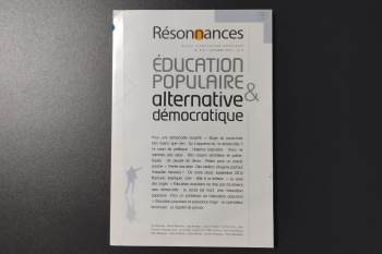 Éducation populaire et alternative démocratique