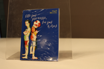 Elle pas princesse, lui pas héros